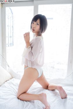 电影女机械人